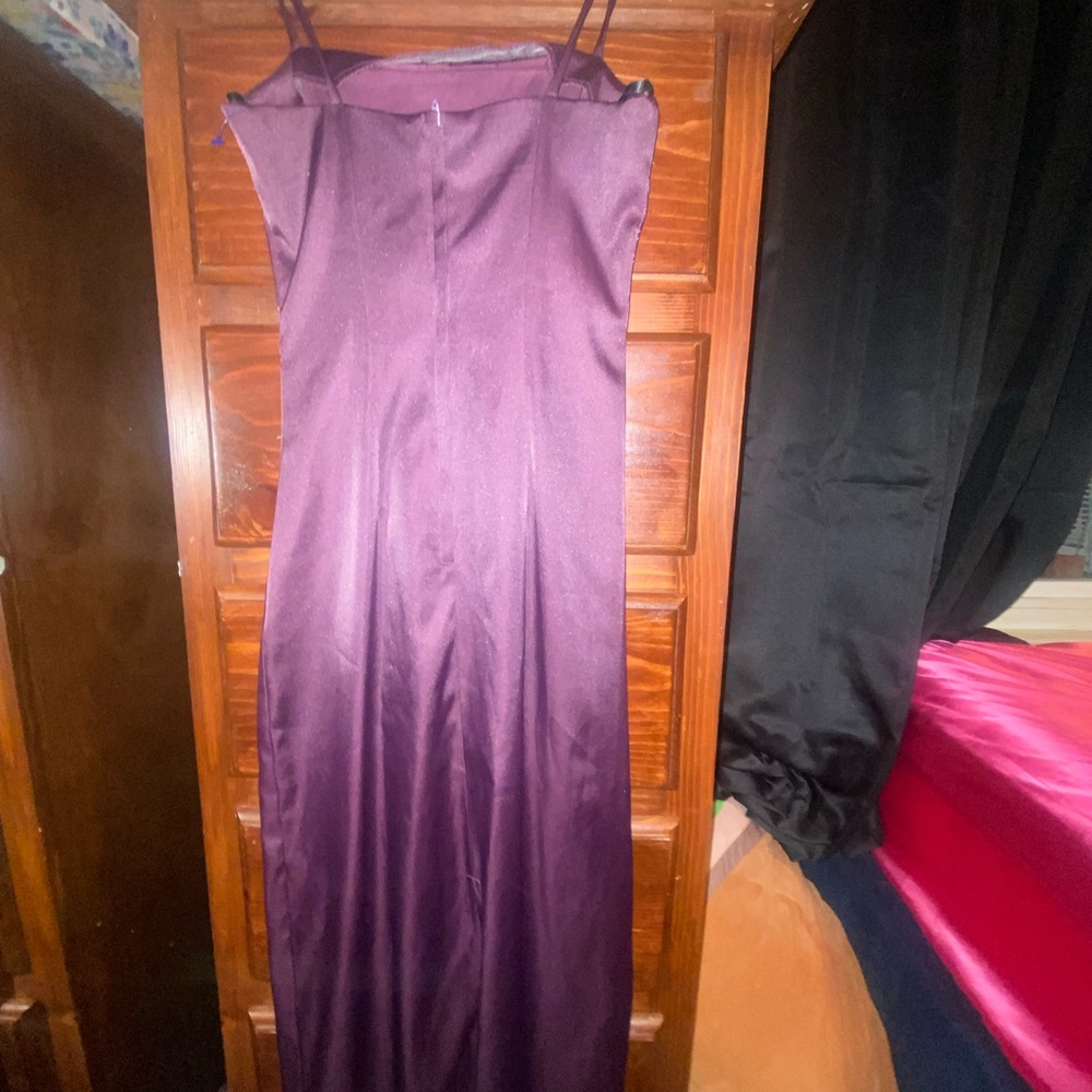 Prom dress - Picture 2 of 2